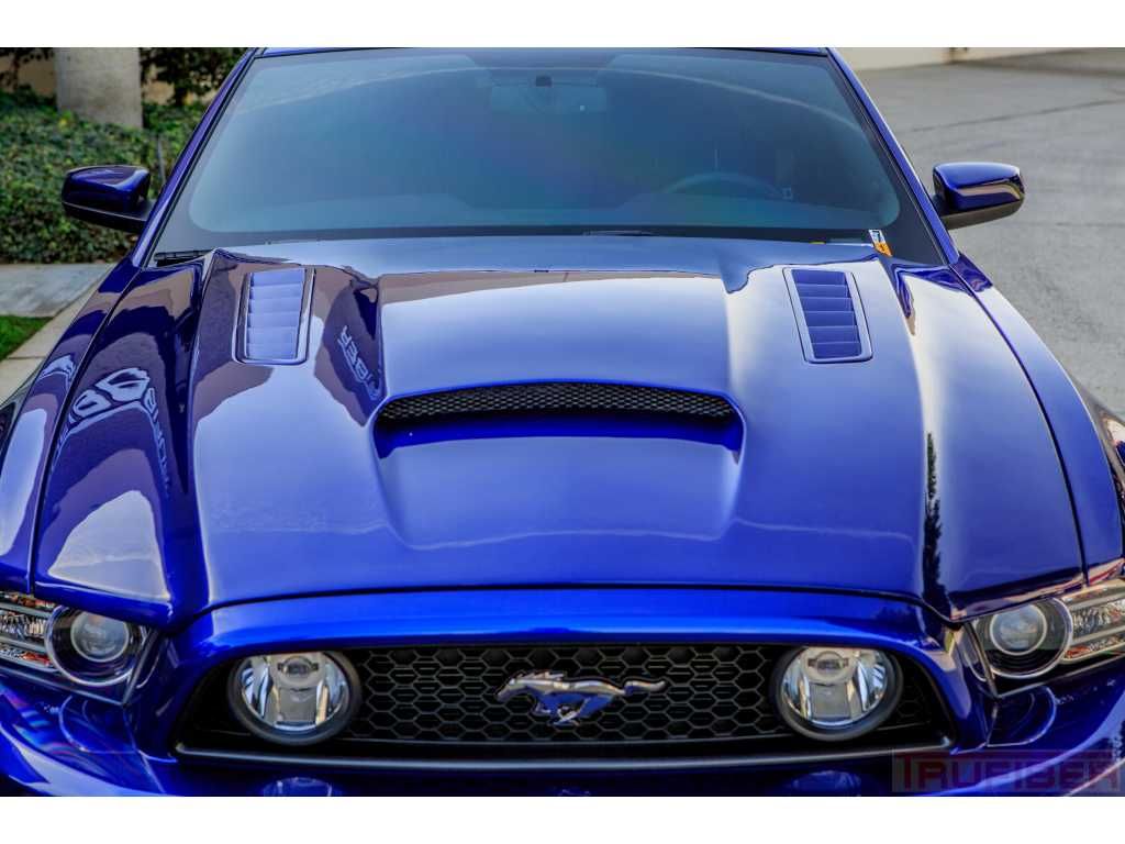 20132014 Ford Mustang V6/GT A72 Fiberglass Dual Functional Ram Air